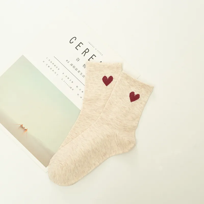 10 Paar neue Kawaii süße Socken für Damen, rotes Herzmuster, weiche, atmungsaktive Baumwollsocken, knöchelhohe, lässige, bequeme Socken, Modestil 2020