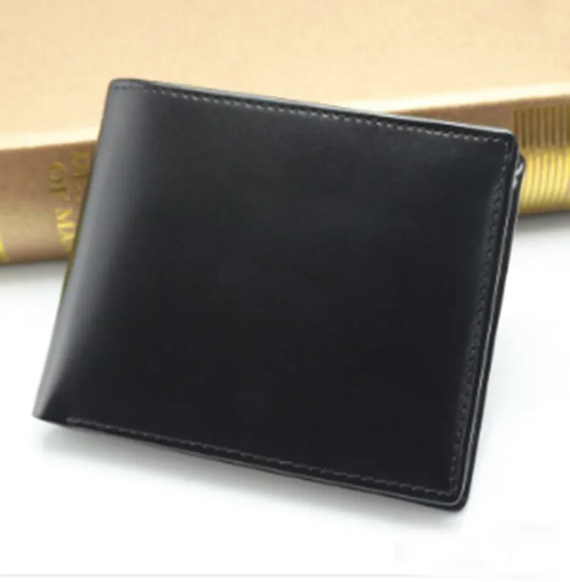 男性の本物の革のデザイナーウォレットカジュアルショートニューシャルカードホルダーポケットファッション財布の財布の財布