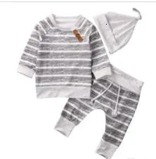 Noworodek Baby Boys Striped Gray Top Spodnie Kapelusz 3 sztuk Zestaw Outfits Z Długim Rękawem Krótkie Style Dzieci Chłopiec Odzież 0-18M WL1158
