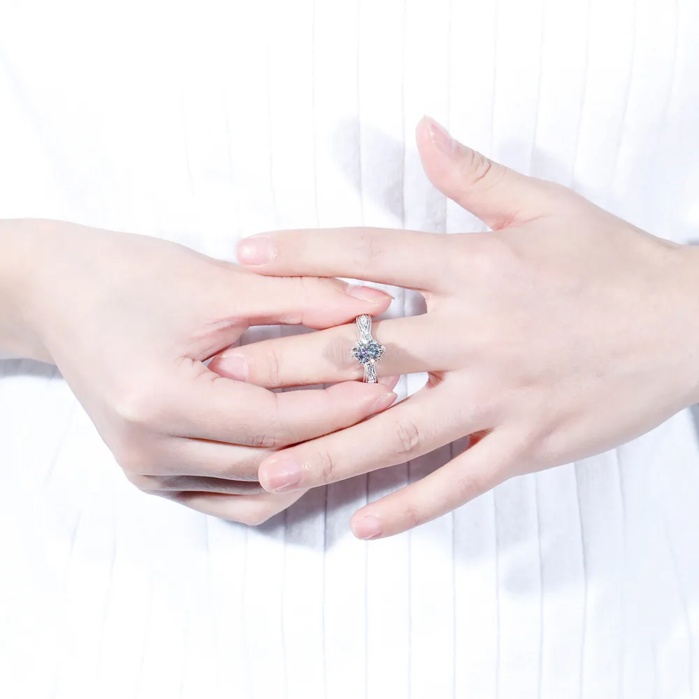 moissanite engagement ring (4)