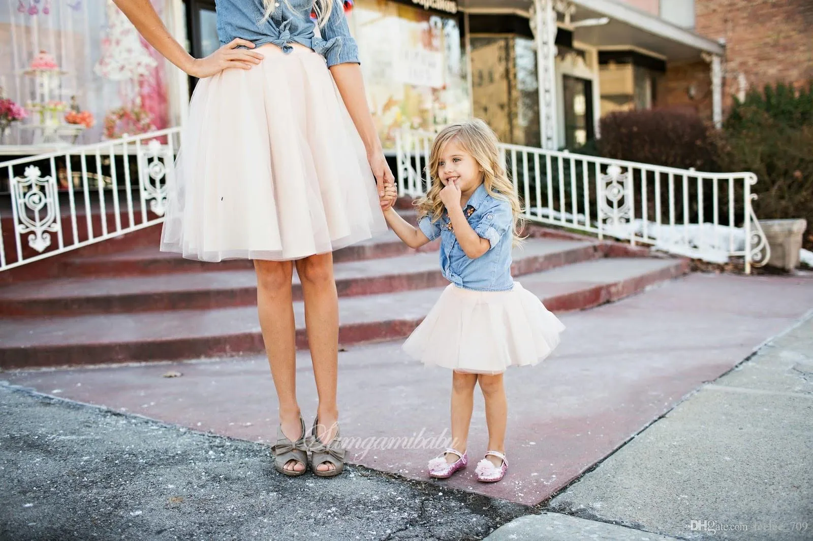 Family Matching Clothes Mommy And Daughter Dress Mom & Me Denim Blouse White Tutu Skirts Sets
