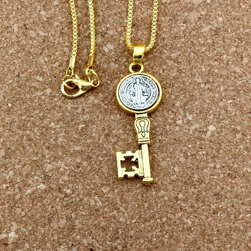 Медаль Бенедикта, крест-ключ, подвески из сплава, подвески, ожерелья, защита для путешествий, подвески, ожерелья, античное серебро и золото, 20 шт., лот A-211c