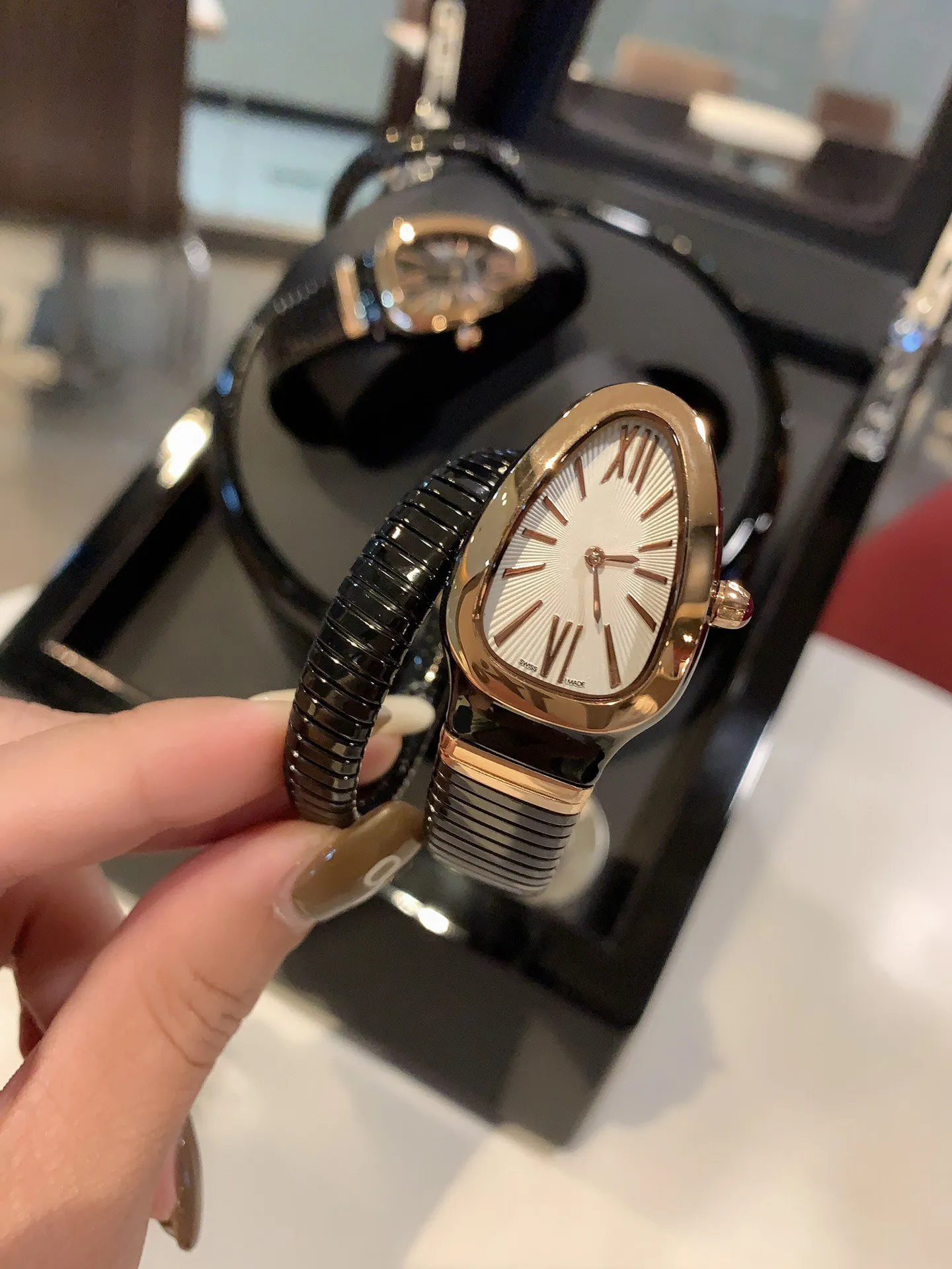 Horloges Dameshorloges Quartz-horloge Gladde klok Eenvoudig en elegant2843