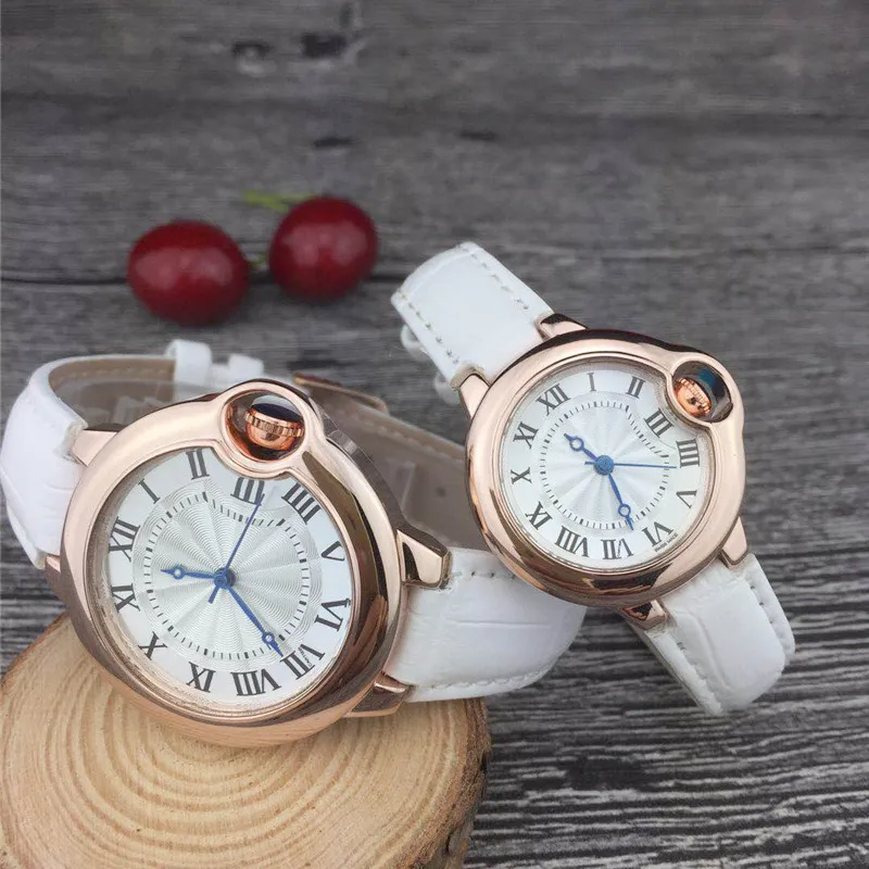 Modestijl Jurk Herenhorloge Quarz-beweging Vrouwhorloges Leren band met diamantschaal Levensstijl Waterdicht analoog polshorlogec334m