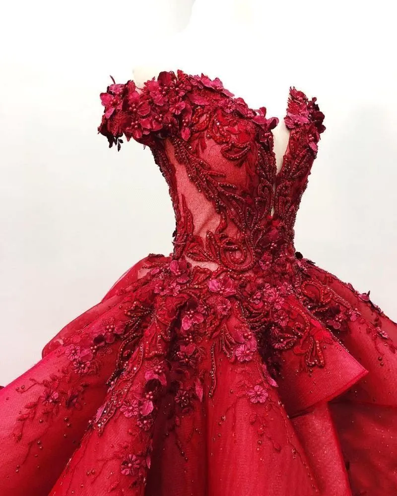 2019 Red Quinceanera Vestidos vestido de baile fora do ombro 3D Floral Appliqued Beads Girls Pageant Vestidos Formal Prom Dress Sweep Train BC265W
