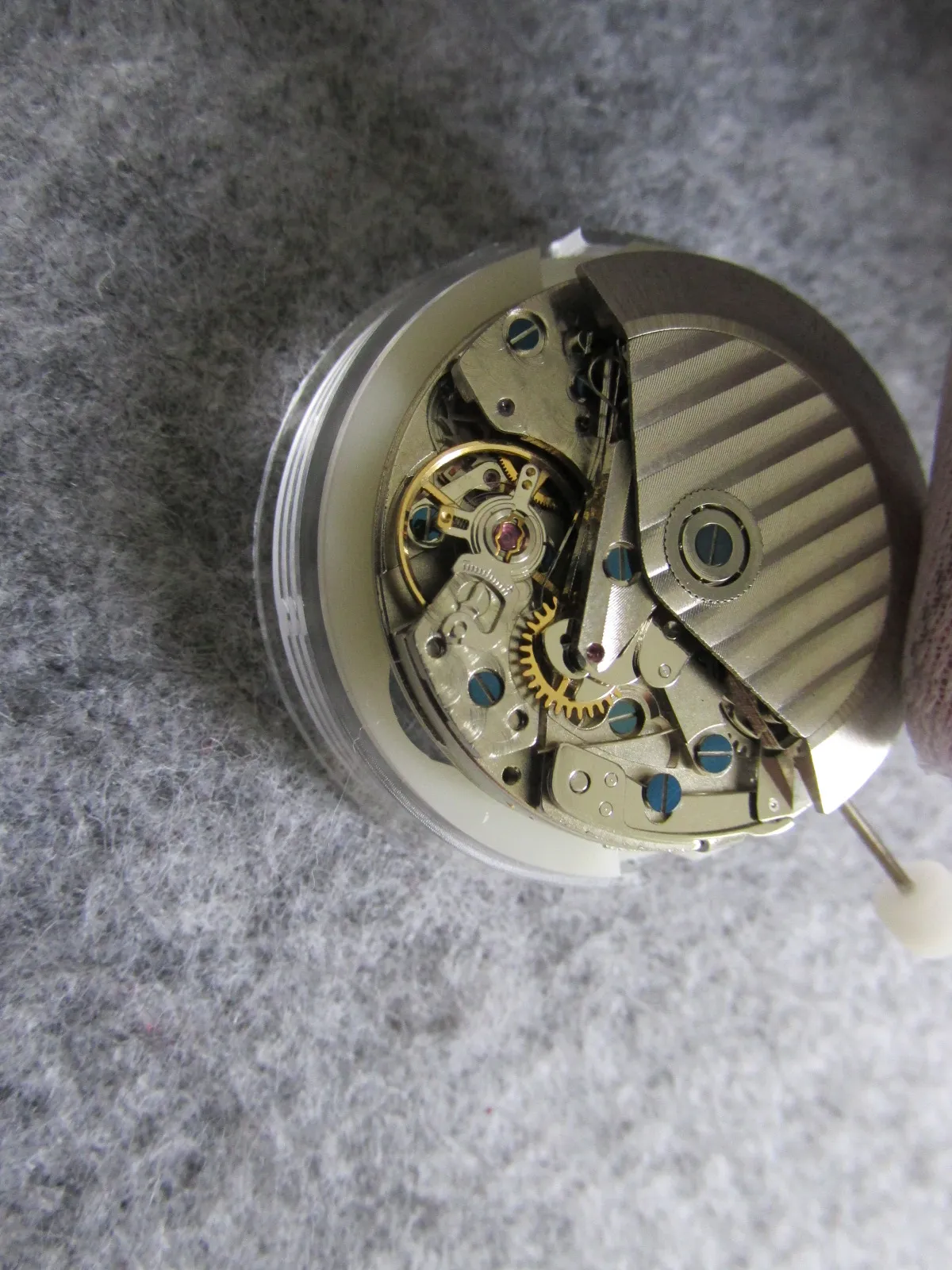 Yüksek kaliteli saat onarım kitleri 7750 Otomatik Hareket Koroz Kronograf Çalışma Mekanik Düzeltme Makinesi Aksesuar Valje302m