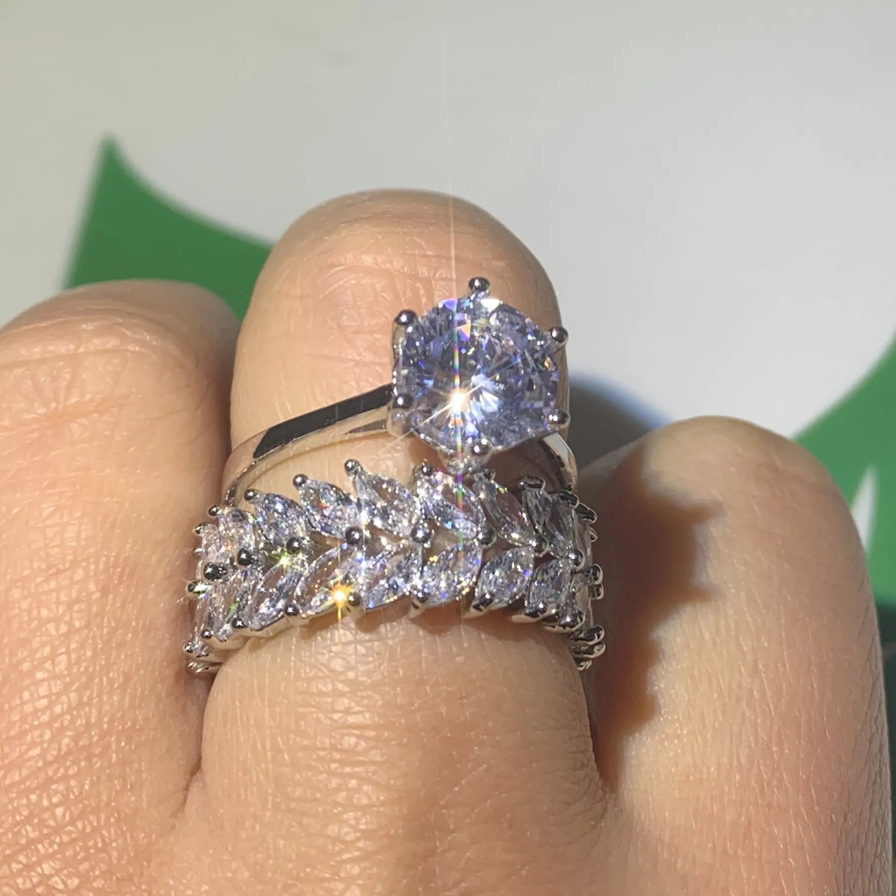 Чуконг Потрясающая высококачественная роскошная ювелирная пара кольца 925 Стерлинговая серебряная маркиза Cut White Topaz CZ Diamond Wedding Band Ri2703