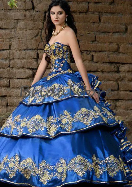 Kraliyet Mavi Lüks Nakış Quinceanera Elbiseler Meksika Vestidos De Quincea Dönemi Elegantes Sevgilim Ruffles Katmanlı Resmi Balo P225a