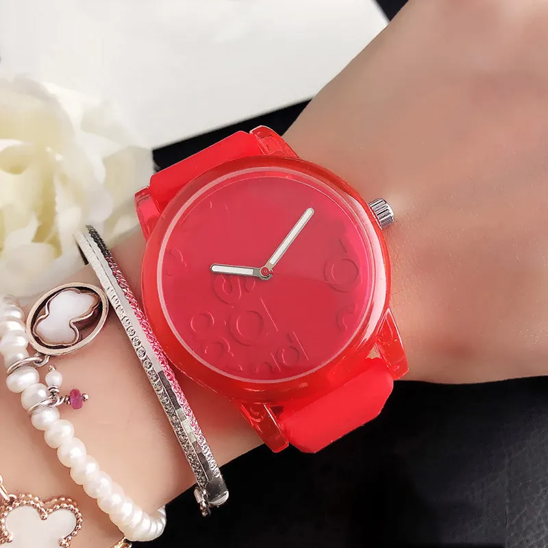 Markenuhren Damen Mädchen Stil Zifferblatt Silikonband Quarz-Armbanduhr A22