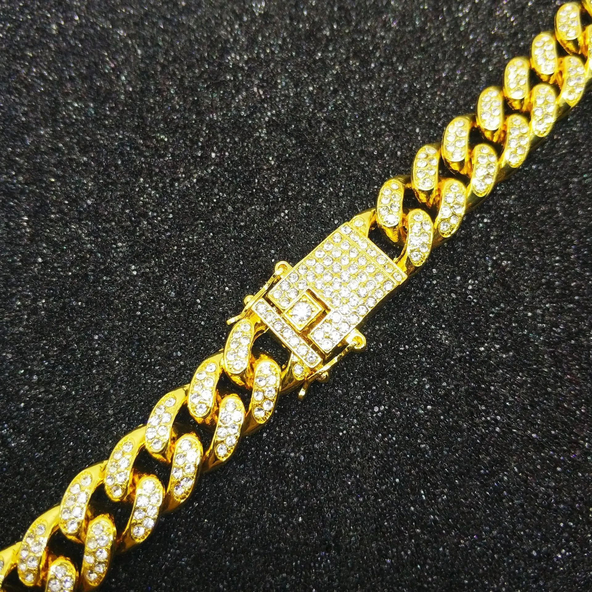Cubaanse Link hangers Kettingen Hiphop sieraden 18K volledige diamant 12mm breed heren Cuba ketting bracelet209Y