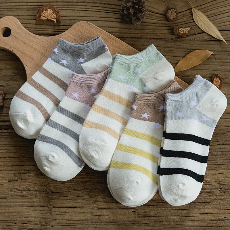 10 paar Neue Kawaii Nette Socken Frauen Rote Herz Muster Weiche Atmungsaktive Baumwolle Socken Knöchelhohe Lässige Bequeme Socken 2021