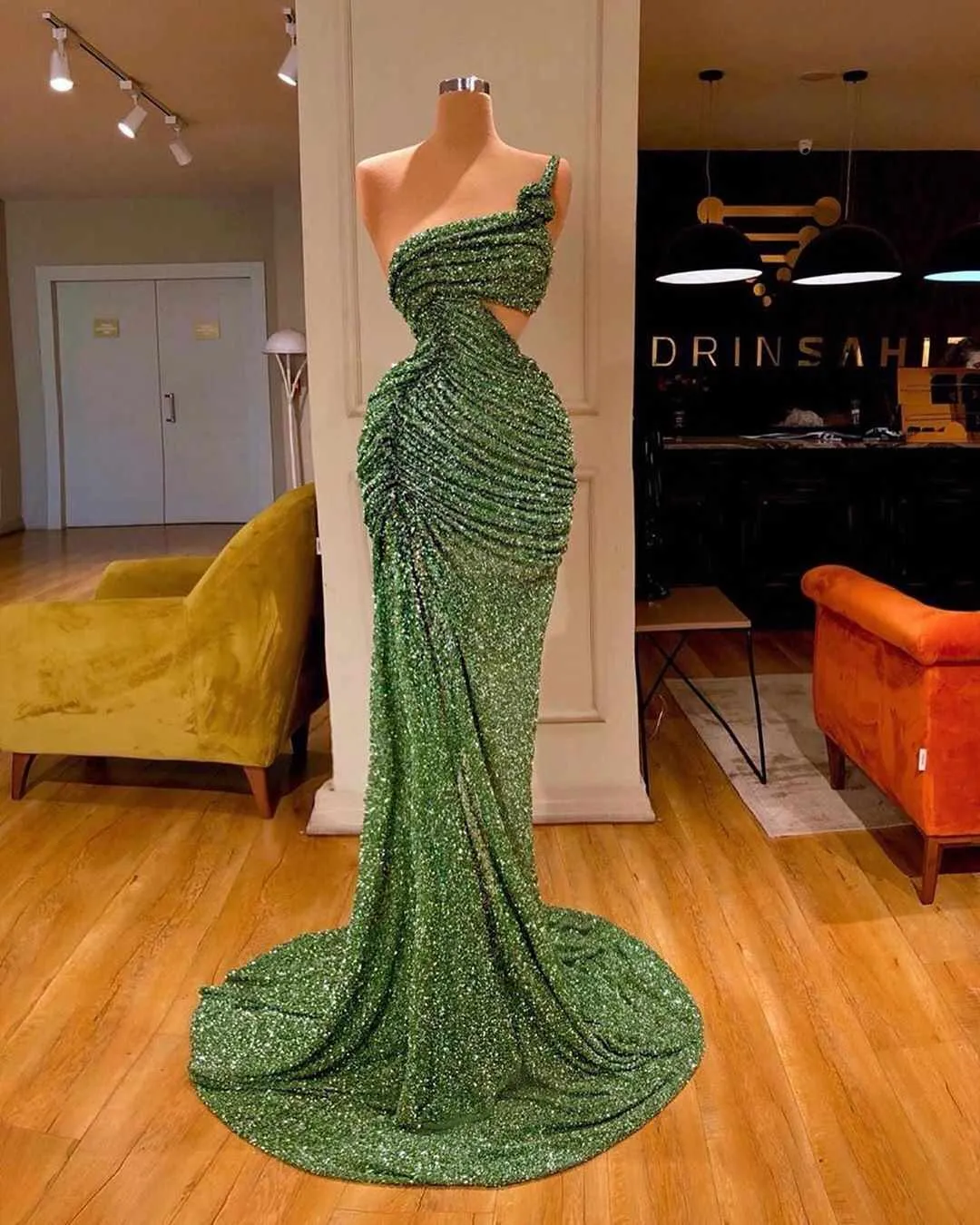 2020 Glitter Mermaid Evening Dresses 스팽글 스팽글 레이스 1 어깨 스윕 기차 형식 파티 가운 맞춤형 긴 무도회 드레스 225e