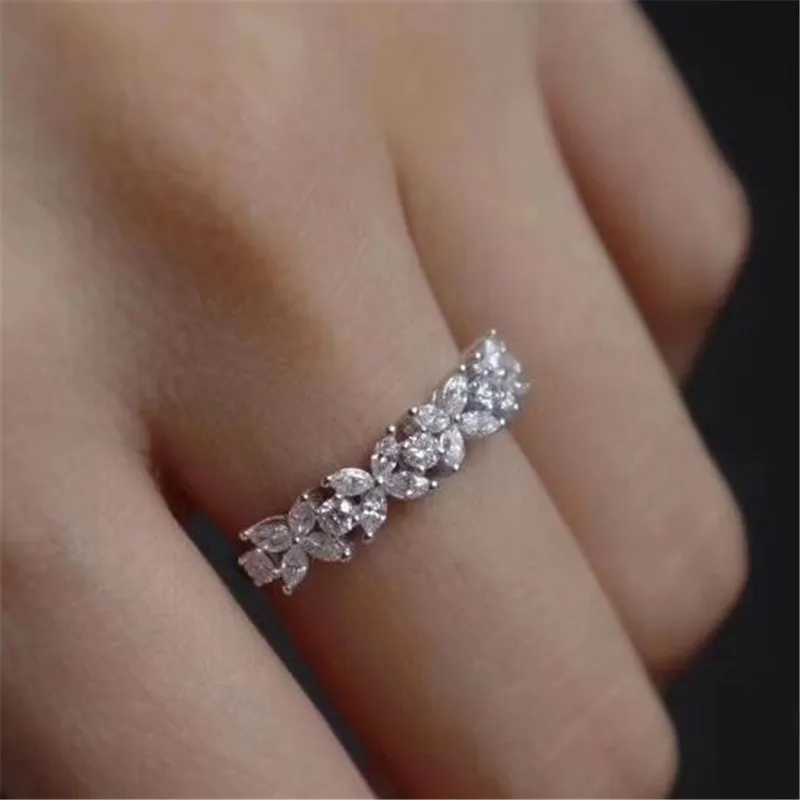 Simple Fashion Jewelry Handmade 925 Sterling Silver Marquise Cut White Topaz CZ Diamond Gemstones Women Wedding Bridal Ring Gift S192f