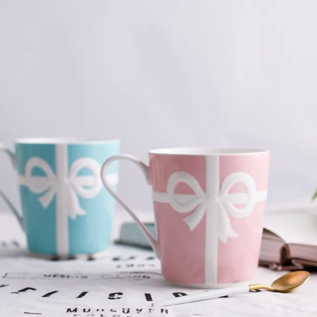 Taza con lazo en relieve, taza y taza de porcelana de hueso de Color azul y rosa, tazas de café de porcelana blanca de 350ml, regalo de cumpleaños y boda 278L