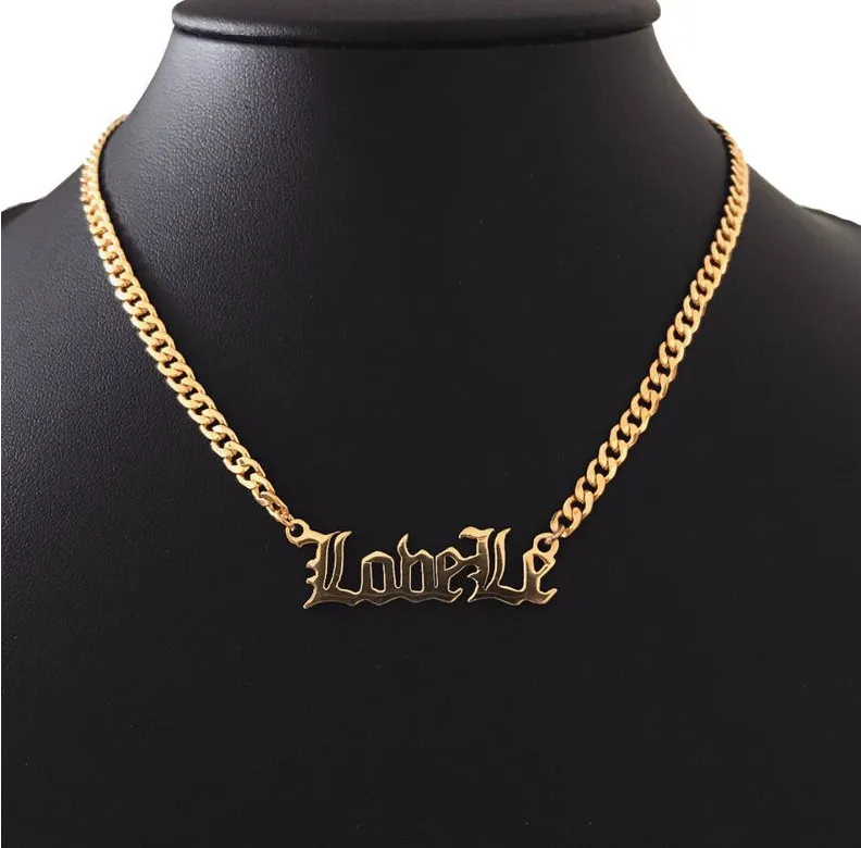 Colares com nome personalizado para mulheres, pingente de placa de identificação do dia das mães com corrente cubana, colar em inglês antigo, design de fonte dourado st314p