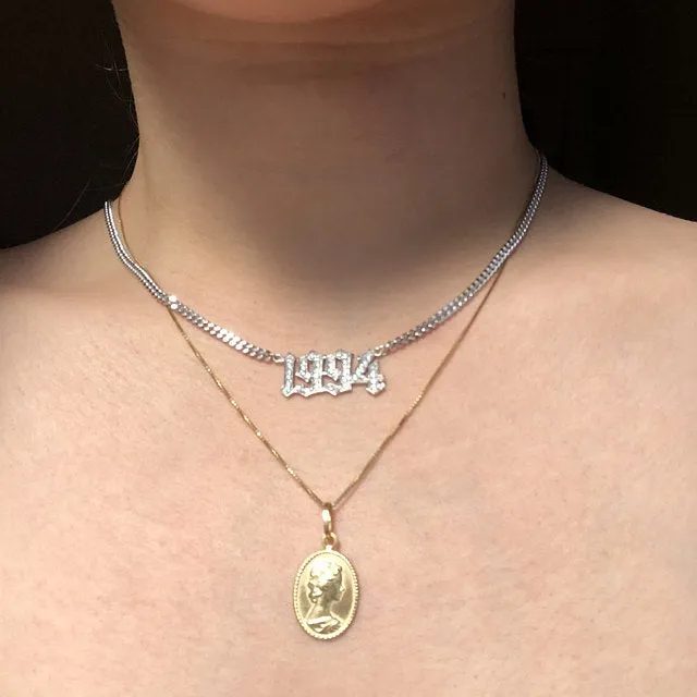 Anpassade namnhalsband för kvinnors mors dag typskylt hänge med kubansk kedjeår halsband gammalt engelska teckensnitt design guld st210g