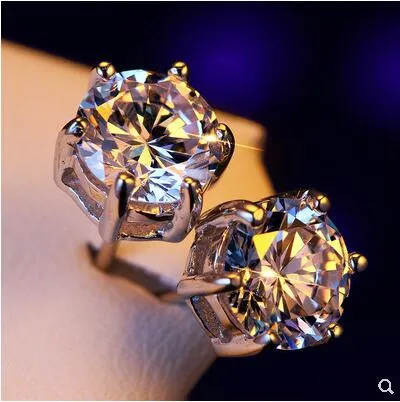 Lüks Kadın Erkekler Unisex CZ Diamond 6 Prong Saplama Küpe S925 Gümüş Düğün Aşk Küpe Takı Boyutu 3mm 4mm 5mm 6mm 8318W