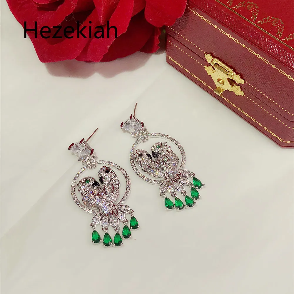 Hezekiah S925 argent Europe du nord perroquet boucles d'oreilles personnalité femmes 039s boucles d'oreilles fête de danse qualité supérieure 8412751