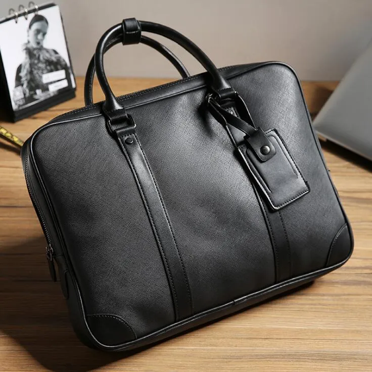 Werksfabrik Whole Men Bag Multifunktionaler Mann tragbare Computertaschen Einfacher Schüttgut Leder Aktentasche Business Trend All-Match Leisur208f