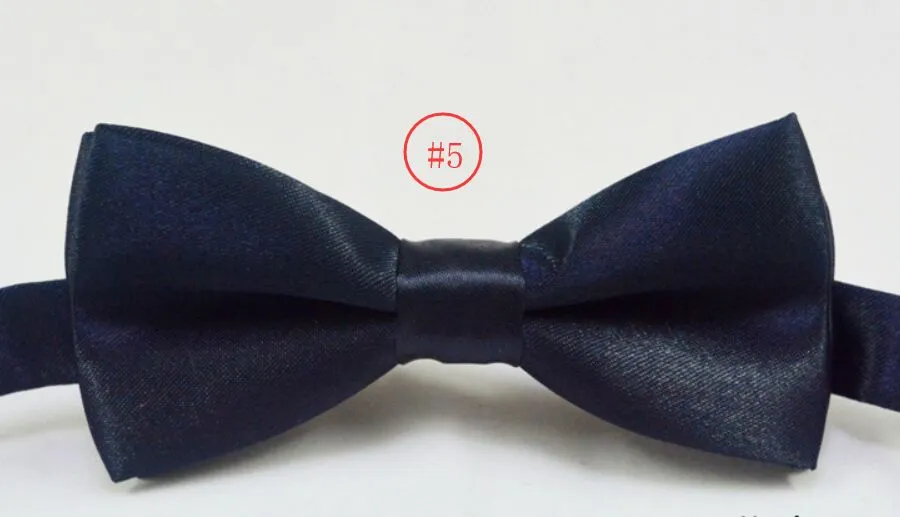 Barnbågar 9 4 5cm 32 färger Justera spännen fast färg Bowknot Occupational Bowtie för Baby Kid Bow Tie Christma194Z