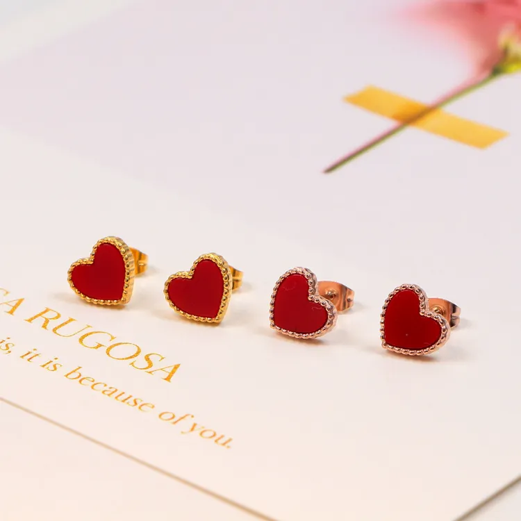 Klasyczna moda Lady Brass Black Red Onyx Agate Miłość w kształcie serca w kształcie serca kolczyki 2 kolor 2222o