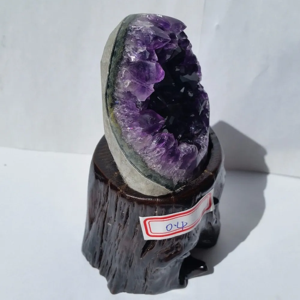 Slumpmässig 260-300G Natural Amethyst Cluster Quartz Crystal Geode Prov Healing Decorating Stone Healing For Home Decor with Wood S223E