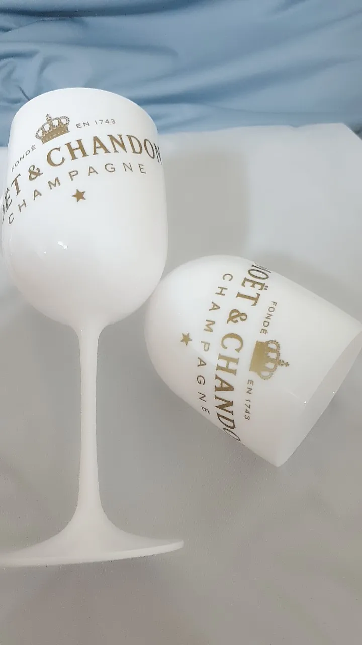 Plastic wine PARTY White champagne glass MOET wine moet Glass263O