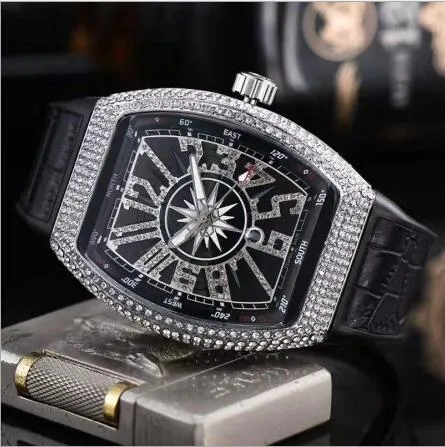 Toda la moda para hombre Reloj de lujo Glod Dial Cronógrafo Diamante Bisel Iced Out Relojes de diseño Movimiento de cuarzo Reloj de pulsera deportivo 179Z