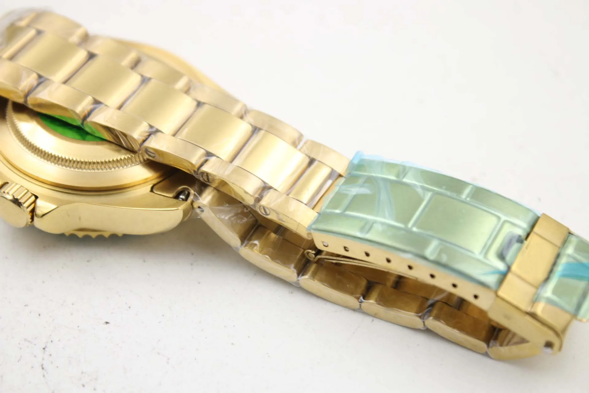 Men's mechanical watch 116710 business casual modern gold stainless steel case green side ring dial 4-pin calendar1974