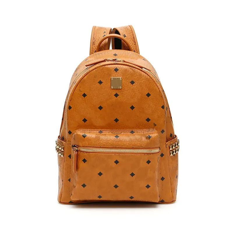 Black Brown Luxurys väskor Punk Style Rivet ryggsäck Fashion Men Women Knapsack Korean Stylish Shoulder Designer High-End Pu School 282L