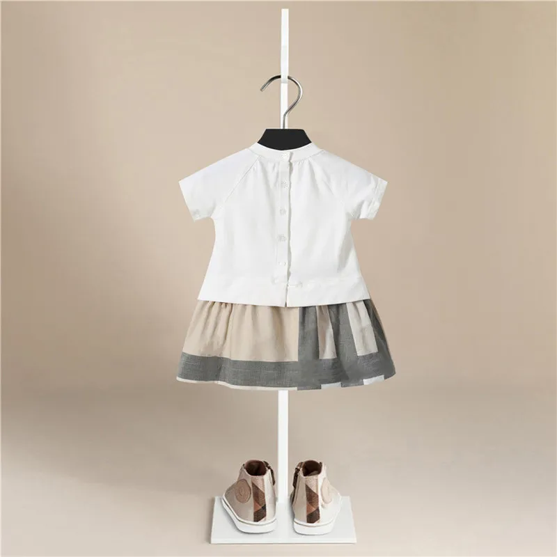 Robe de fille 2019 Nouvelles robes de bébé Stripe d'été à manches courtes à manches princesse femelle bébé vêtements d'été vêtements pour filles Y2006239685875
