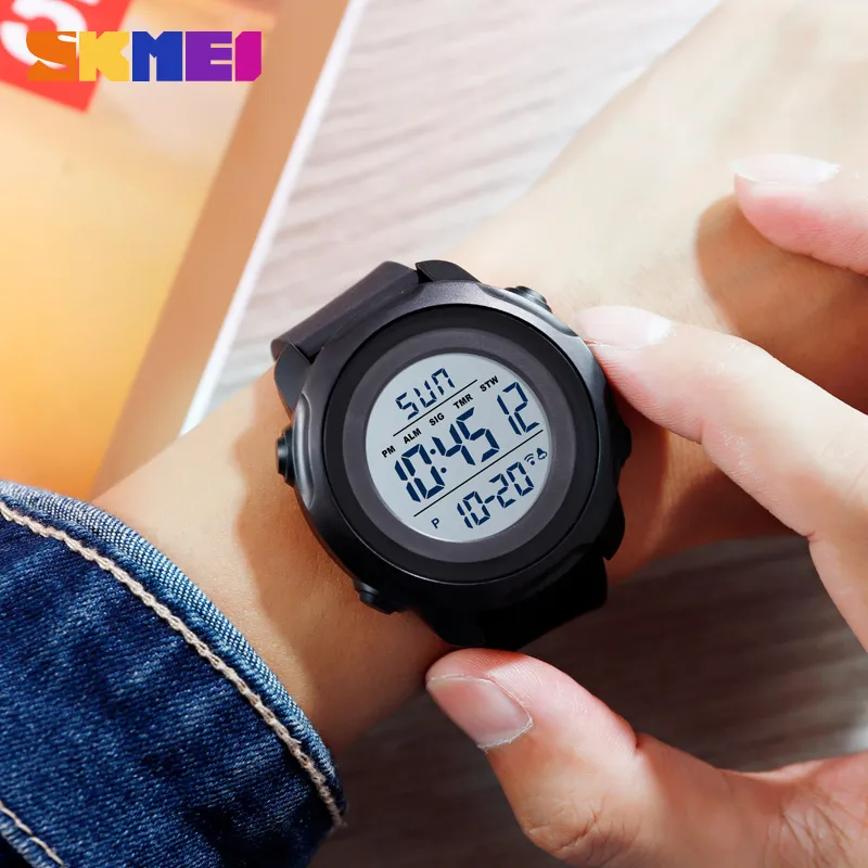 Skmei Brand Sport Digital Watch Women Outdoor Men Men sur des regards simples Affichage de lumière étanche à 5 barres Mornière alarme Montre Homme 1540255E