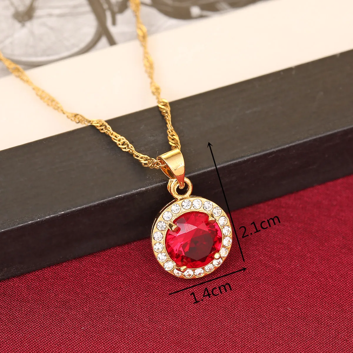 European and American New fashion Golden Hollow Geometric Round Big Crystal Stone Pendant Necklace273Z