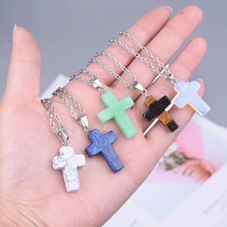 2019 New Lovely Natural Stone Cross Hearts Pendant Necklace Women Choker Necklaces Multolors Mix Fashion Summer Jewelry Accessor293J