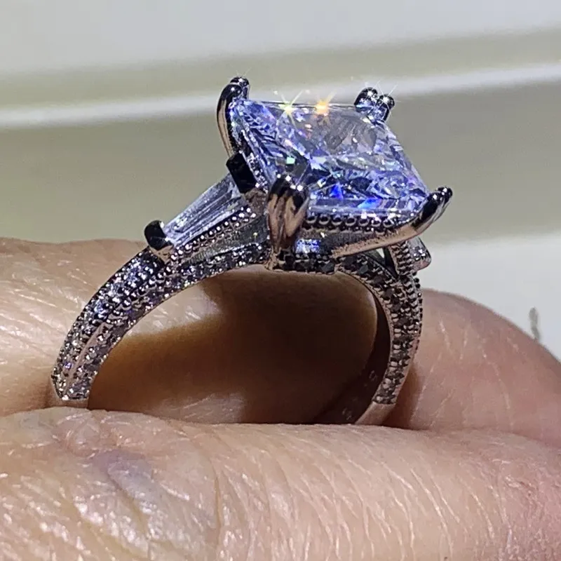 Victoria Sparkling Fashion Jewelry 925 Sterling Silver Princess Cut White Topaz CZ Diamond Promise Women Wedding Bridal Ring L192S