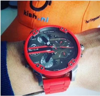 Casual Fashion Big Red Watch Brazylian Big Dial Watch Men Wojskowe Sport Watch Whatle DZ7370 Prezent292v