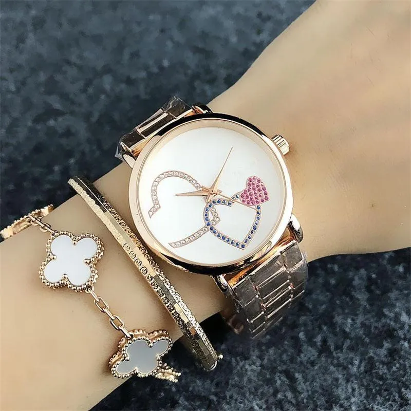 Diseño de moda Relojes de pulsera de cuarzo para mujer Chica Cristal colorido Patrón de corazón de melocotón Dial Banda de acero de metal Cuarzo 2404