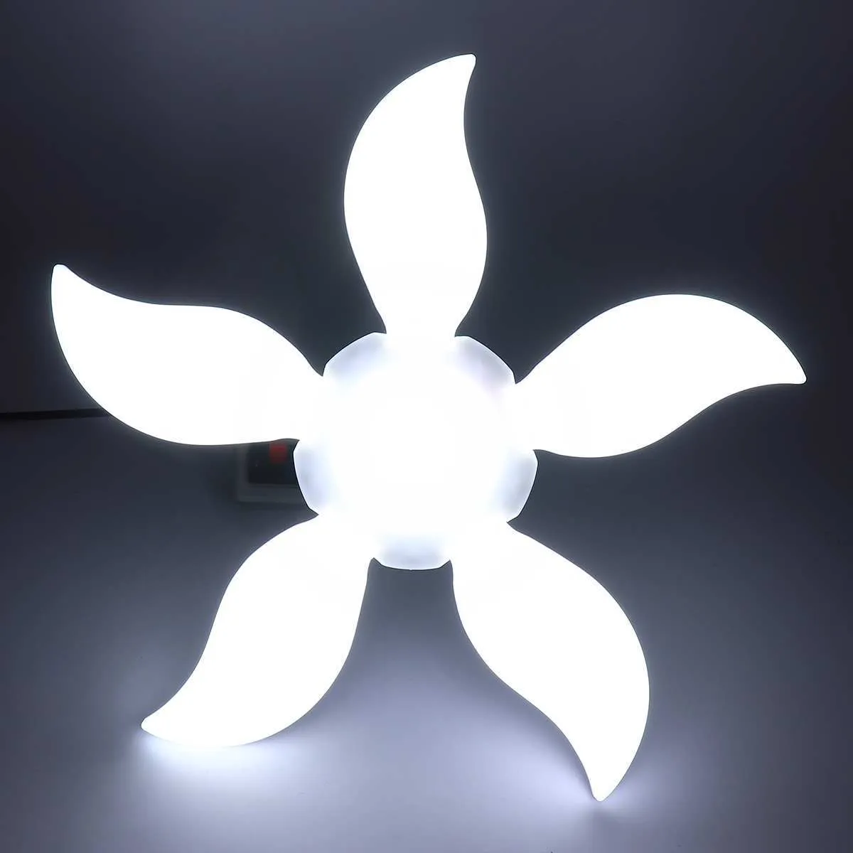 LED Five-Leaf Folding LED Żarówka Fan Multicolour / White LED Garaż światła warsztatowa deformowalna warsztat sufitowy