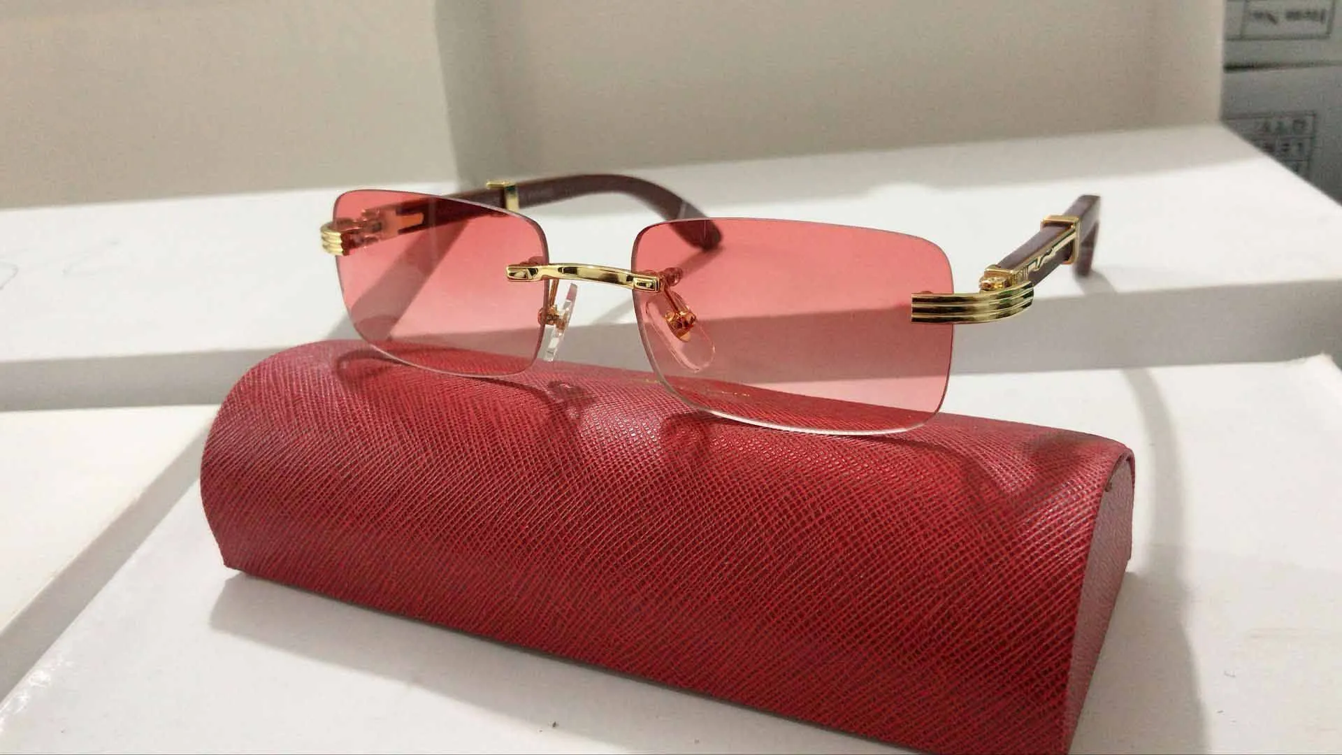 Modische Büffelhorn-Brille für Damen und Herren, Sonnenbrille, Retro-Brille, Holz-Sonnenbrille, vollrandlose Sport-Sonnenbrille mit Box243S