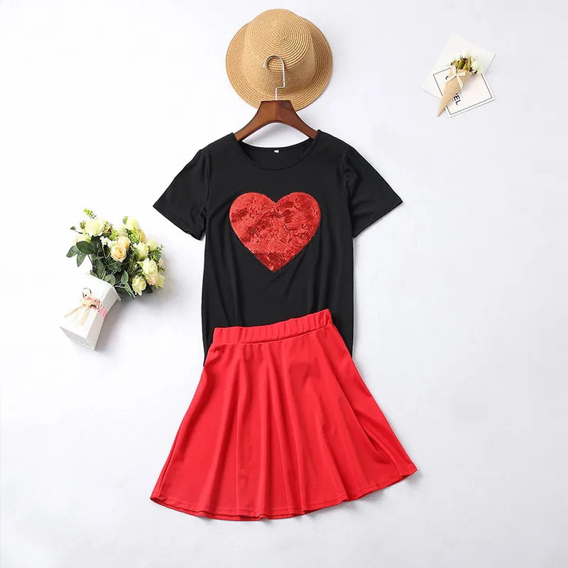 Mom And Daughter Dresses Summer Short Sleeve Heart Print Tshirt Skirt Set Mommy And Me Family Matching Clothes Girl Skirts5798565