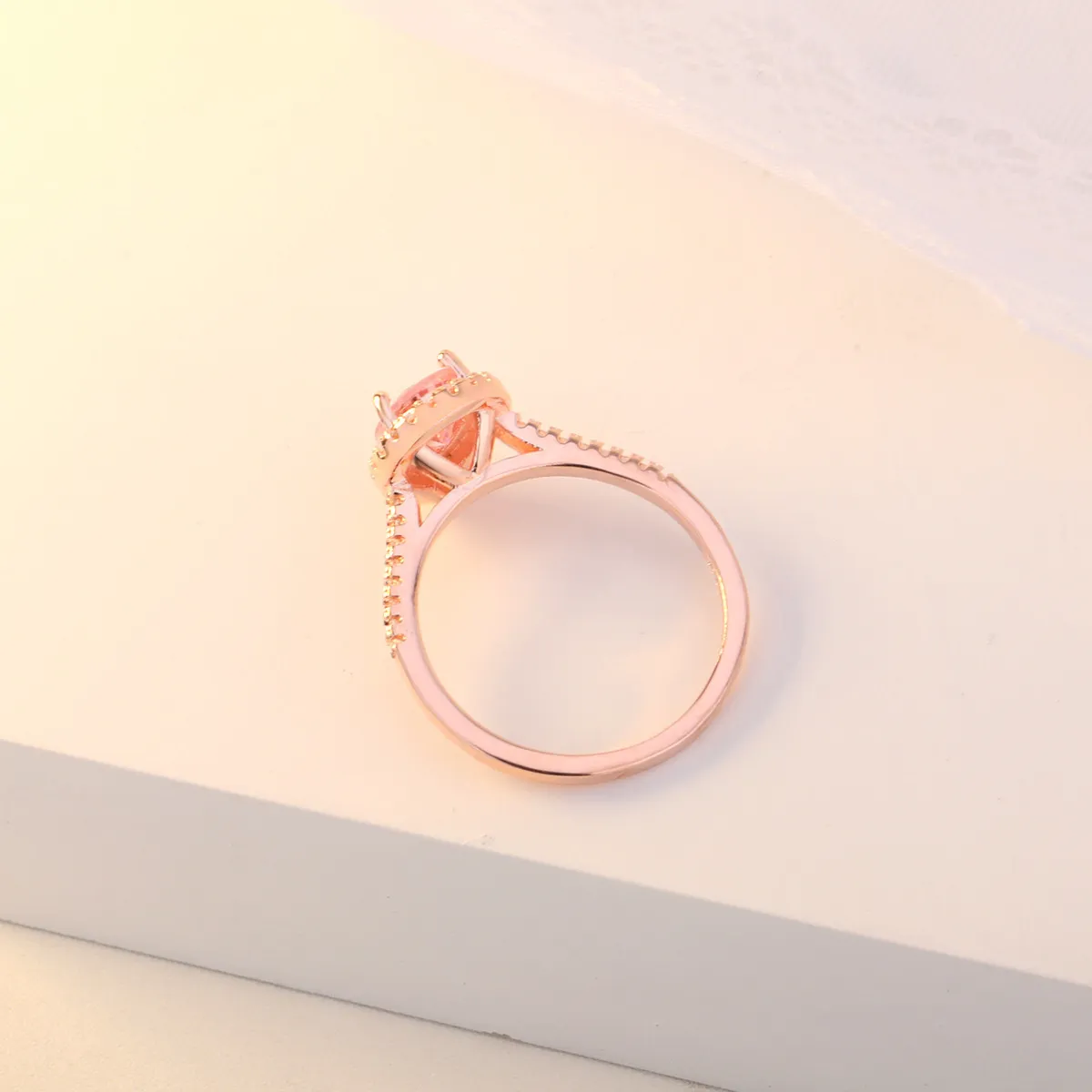 OMHXZJ Hele Europese Mode Vrouw Meisje Party Huwelijkscadeau Waterdruppel Roze Witte Zirkoon 18KT Rose Gouden Ring RR5983400836