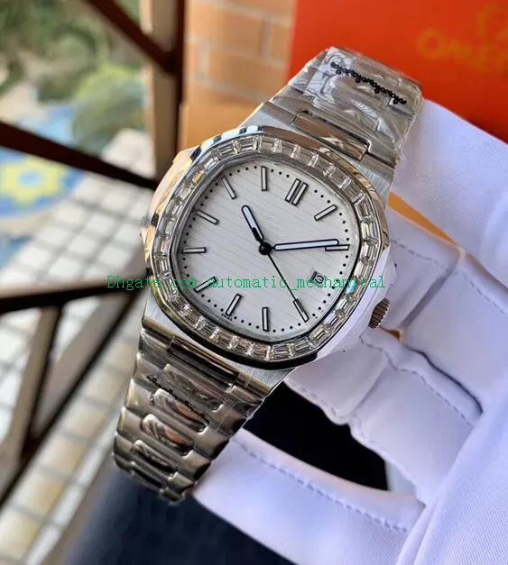 Nouveau 18k White Gold 5711 Baguette Diamond Watch 316L Bracelet en acier 40 mm pour hommes Automatic Mens Mentiers Luxury Watch New Versio308U