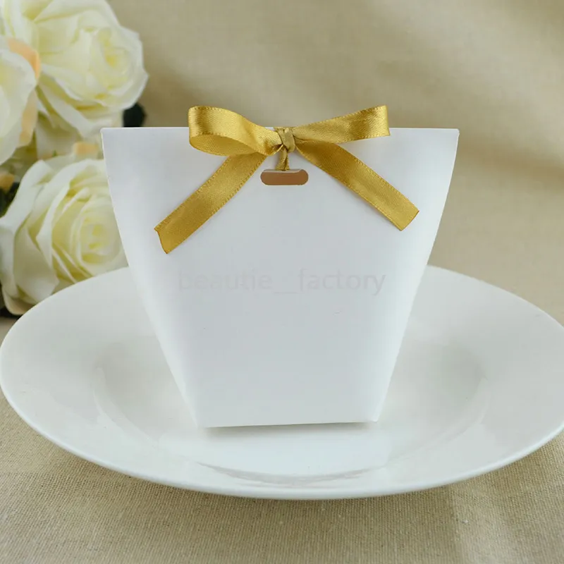 Kraft Paper Triangle Gift Bags Bolsas de Aniversário de Casamento Party Candy Candy Caixa de doces única e bonita Design1817501