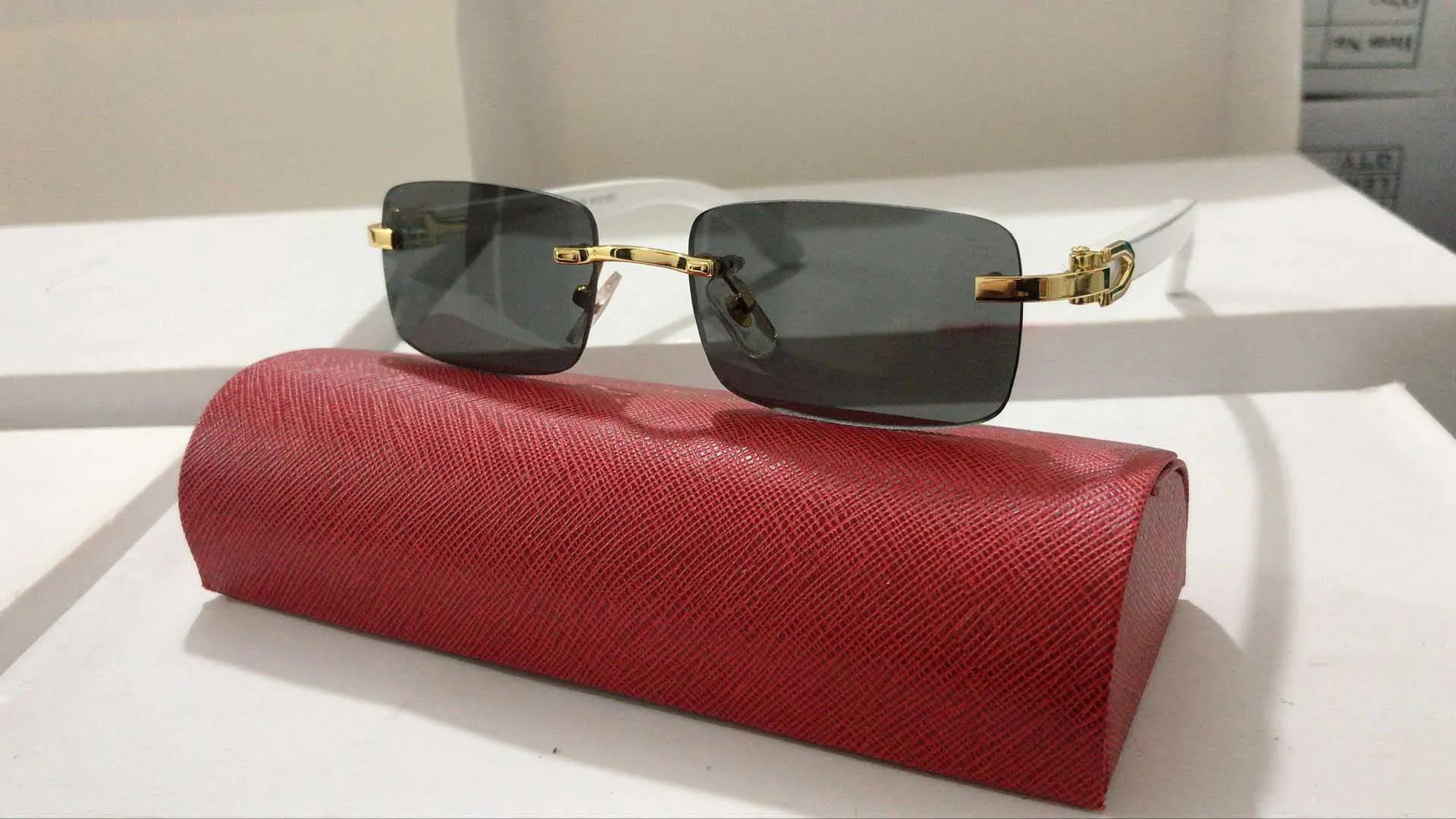 Gafas de sol enteras para mujer y hombre, sin montura, Estilo Vintage de verano, estilo ojo de gato, diseñador de marca, gafas de cuerno de búfalo, gafas populares 247i