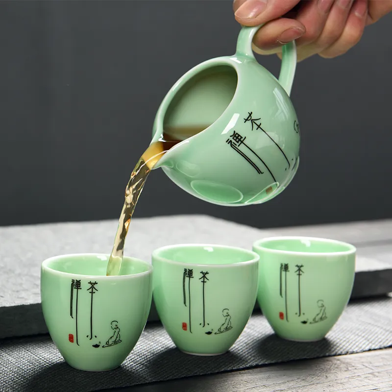 China Kung Fu Tea Set 6 kopjes Fair Cup Rotate Water Teapot Ceramic Tea Pot Cup Chinese stijl TEASET Geschenk Coffee Tea Sets203c