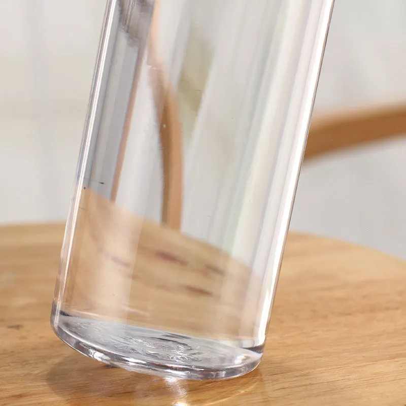 Neue Outdoor -Sportarten tragbare Wasserflaschen Kunststoff transparent runde undkosfeste Fahrt für Wasserflaschen Studen Drinkware296m