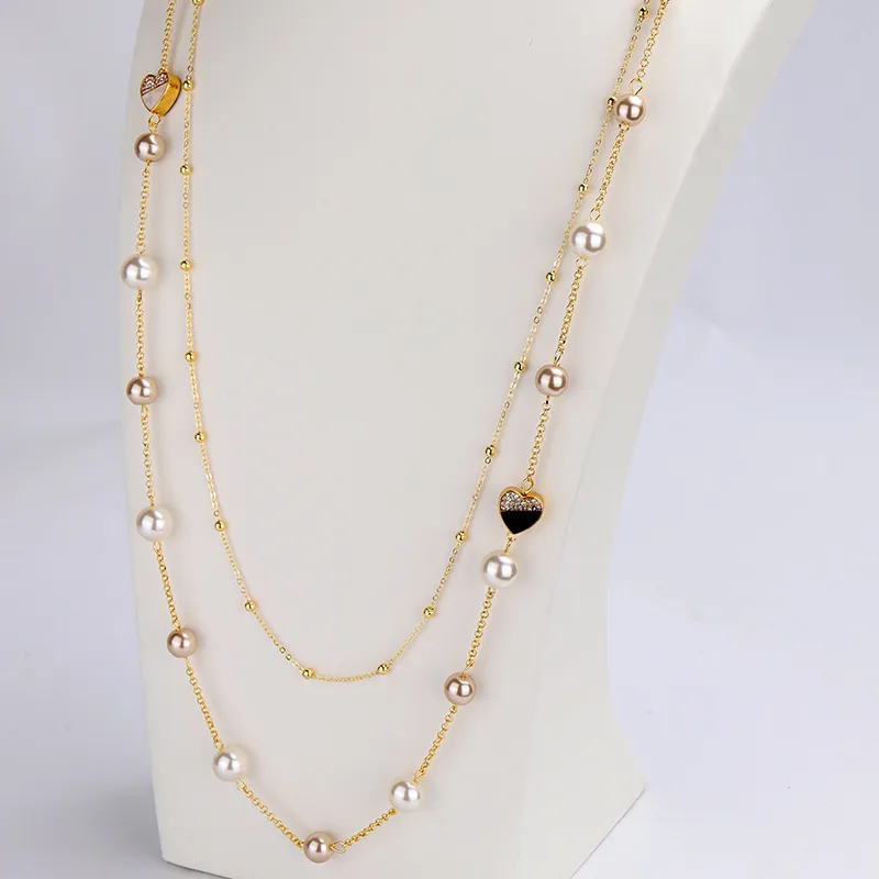 Collana di dichiarazione di maglione lungo multistrato di perle eleganti con cuore di diamanti carino classico di lusso di design intero donna3319