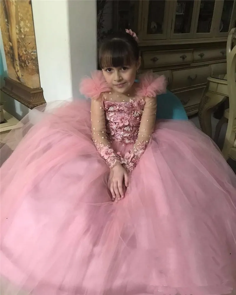 Lovely Tulle Pink Flower Girl Dresses for Weddings High Neck Sleeves Sweep Train 3D Floral Applique Communion Dress Girls Pageant 270D