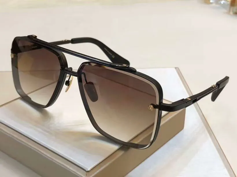 Roségoldene Sonnenbrille mit gebürstetem Rahmen für Herren, 121, quadratische Sonnenbrille, Herren-Sonnenbrille, Brillen, neu mit Box204l