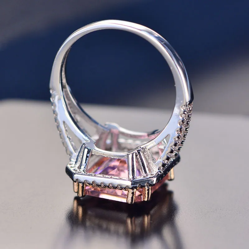Anello di diamante quadrato femminile vintage Luxury 18K Rose Gold Princess Peridot Anello di gemma di gemma Ring di fidanzamento donne gioielli Y1907471337
